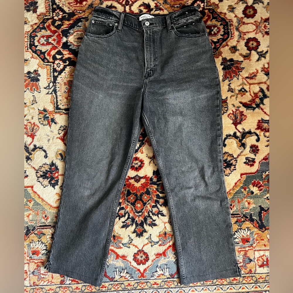 Abercrombie & Fitch Curve Love 90s Straight Ultra High Rise Jeans Charcoal Gray